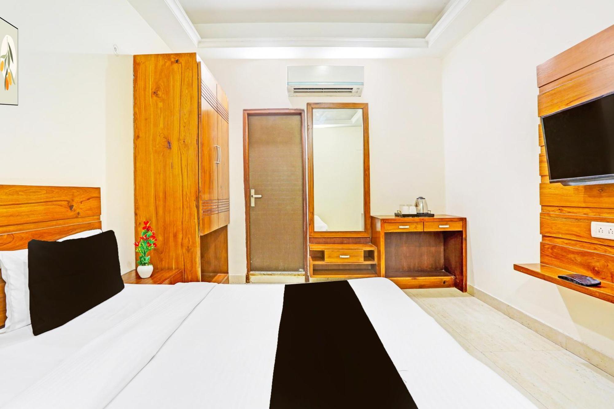 Super O Old Town Hotel
