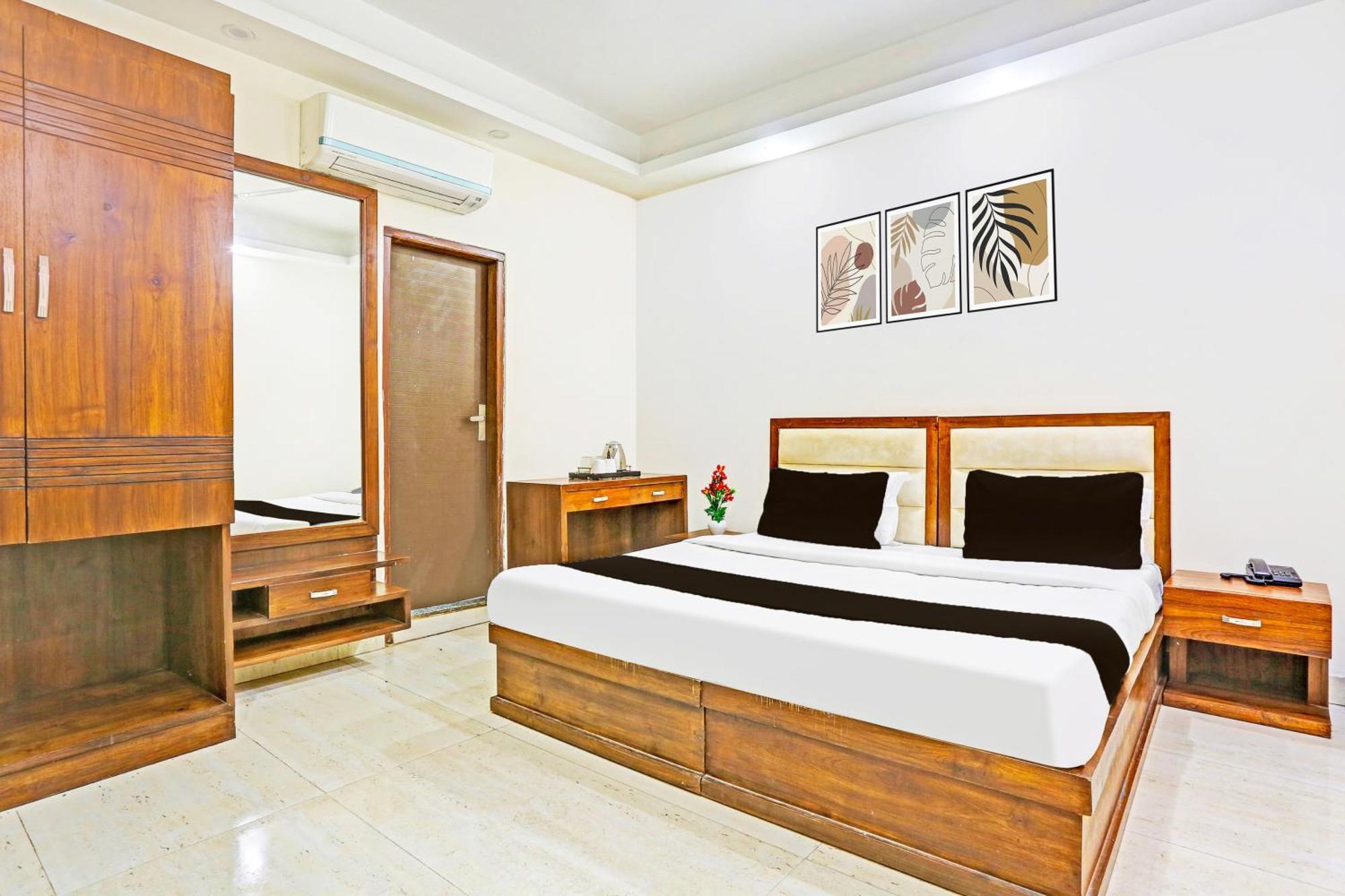 Super O Old Town Hotel