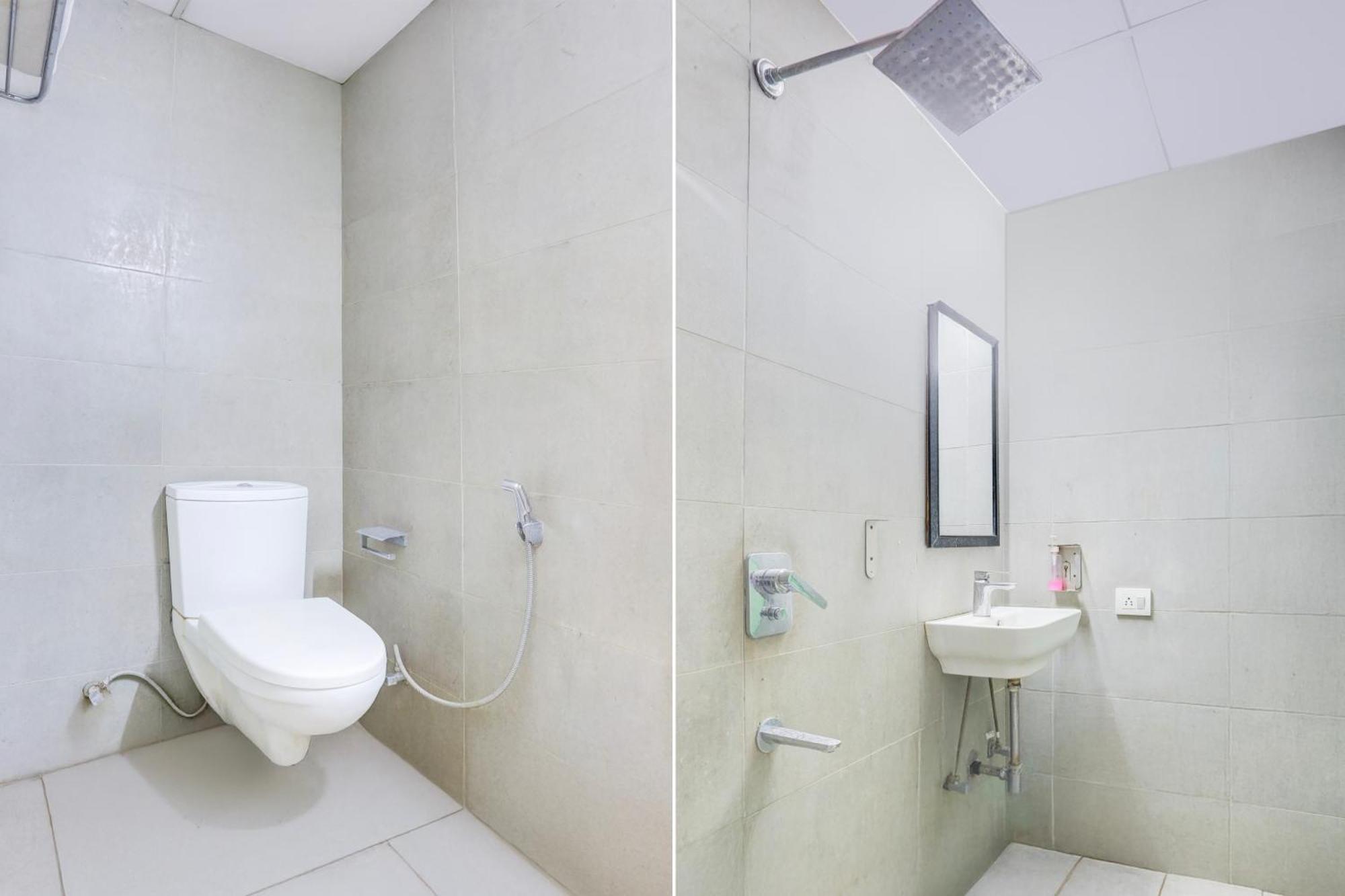 Super Townhouse Sector 64 Near Worldmark Gurugram Formerly Vero Hotel Gurgaon