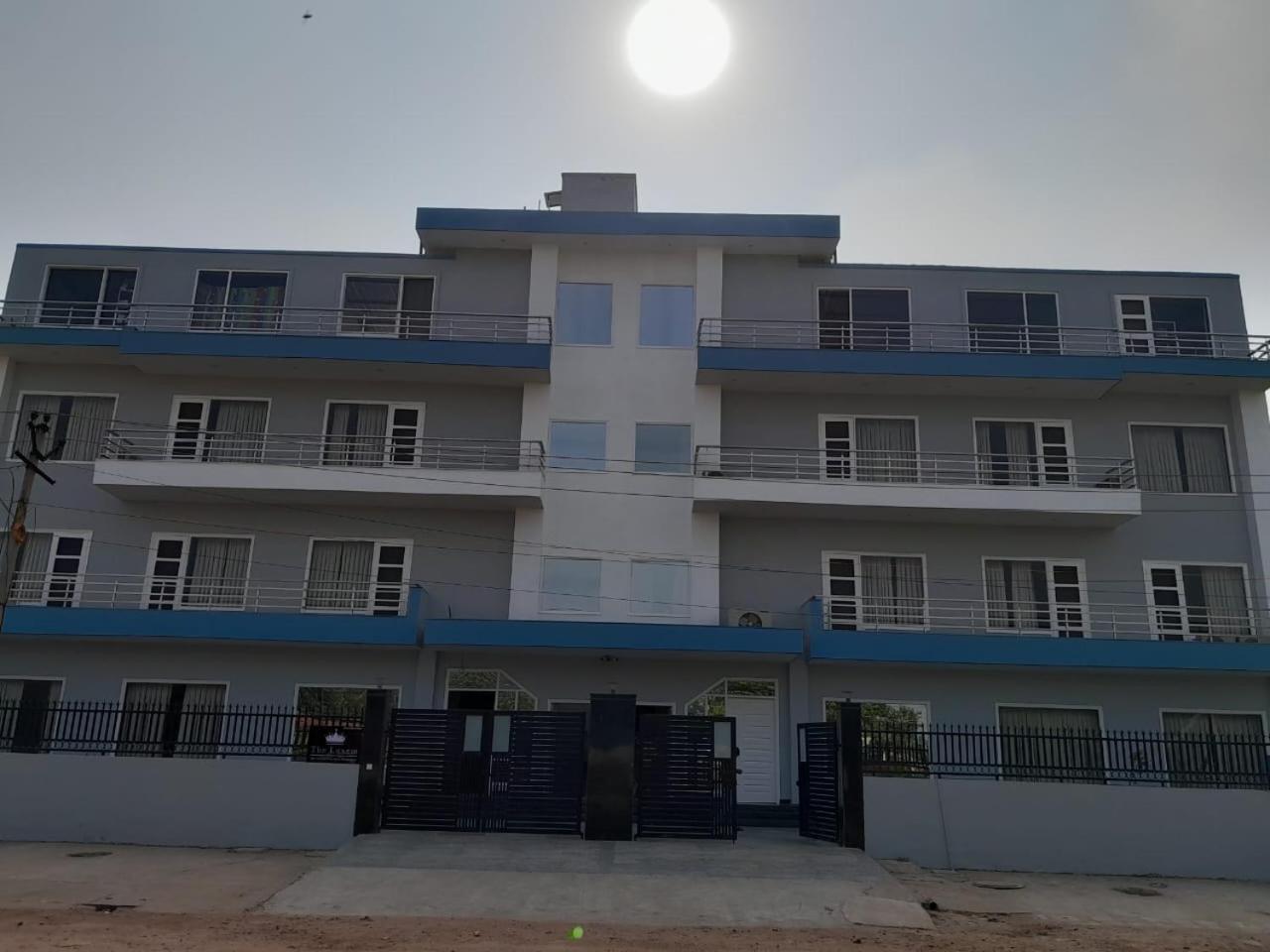The Luxem - Behind Ibis Gurugram Hotel