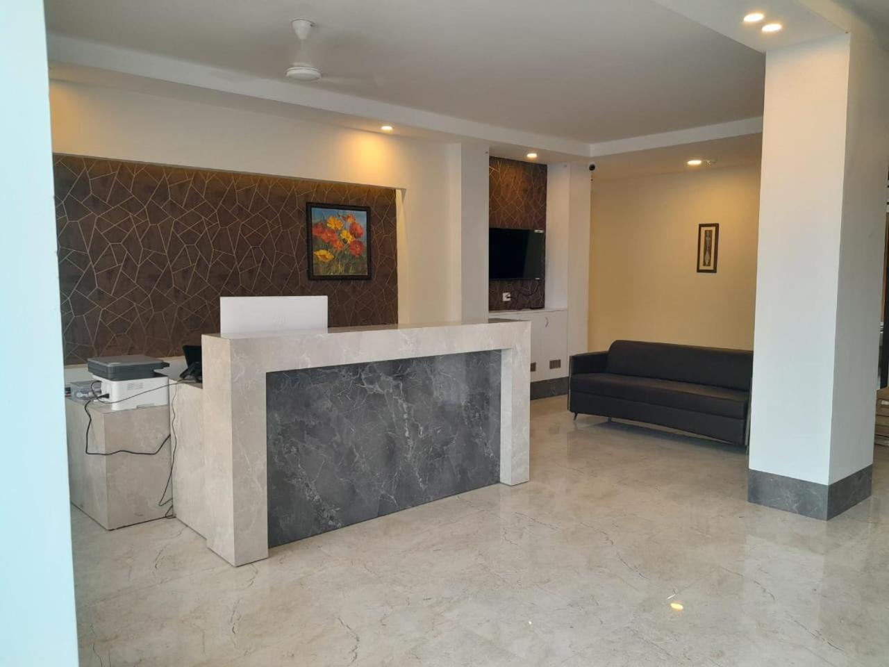 The Luxem - Behind Ibis Gurugram Hotel 3*