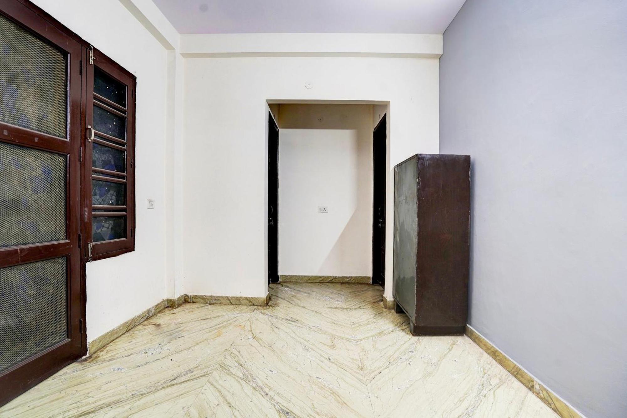 Super O Shubham Hotel Gurgaon