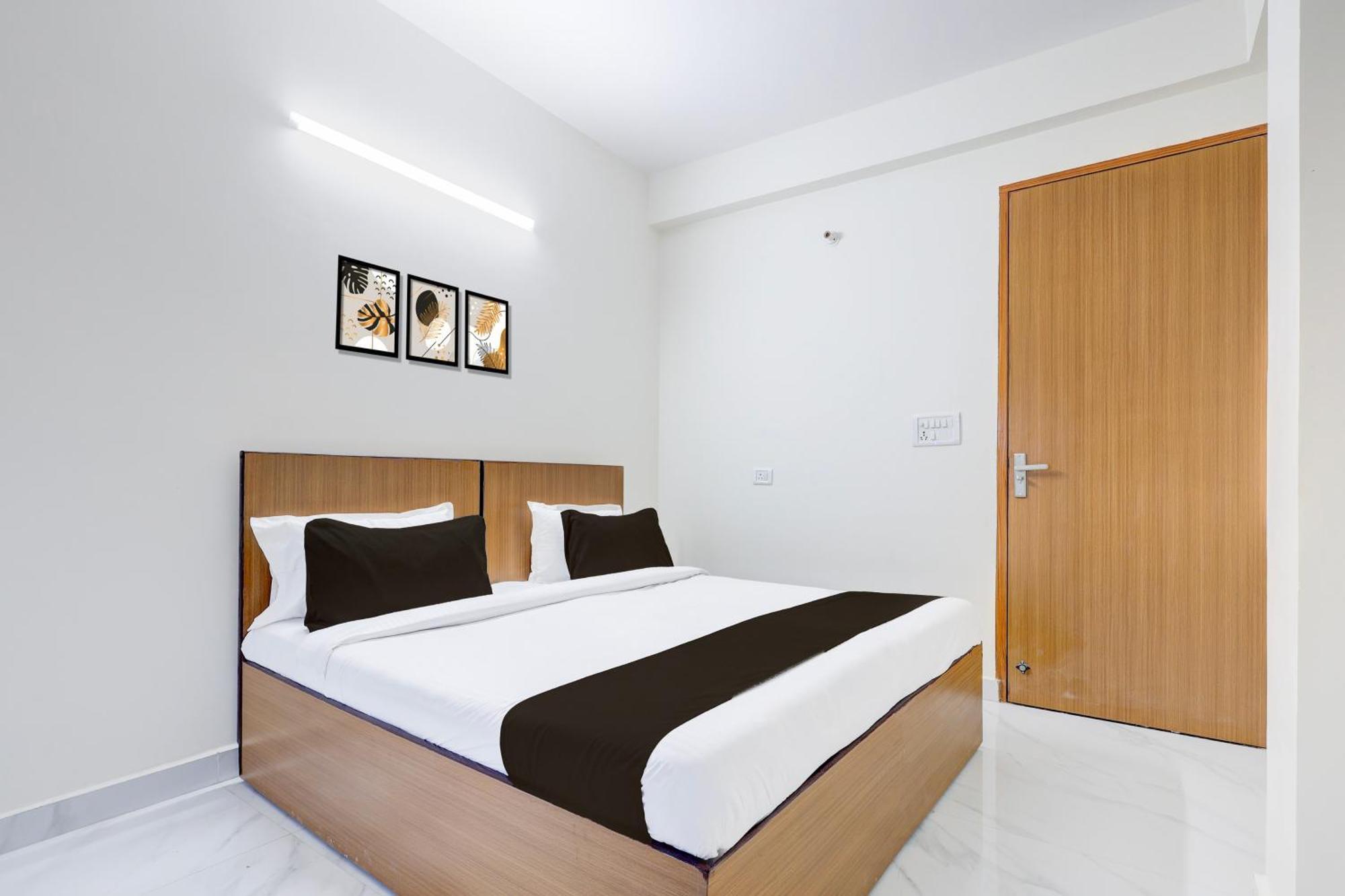 Hotel O Divine