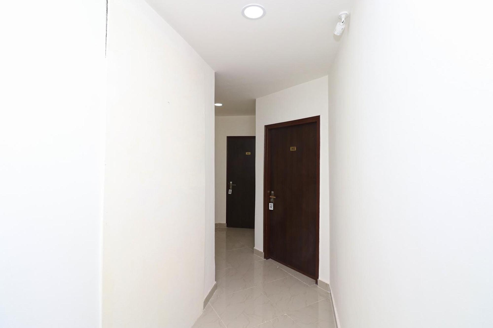 O The Primero Near Leisure Valley Park Hotel Gurgaon