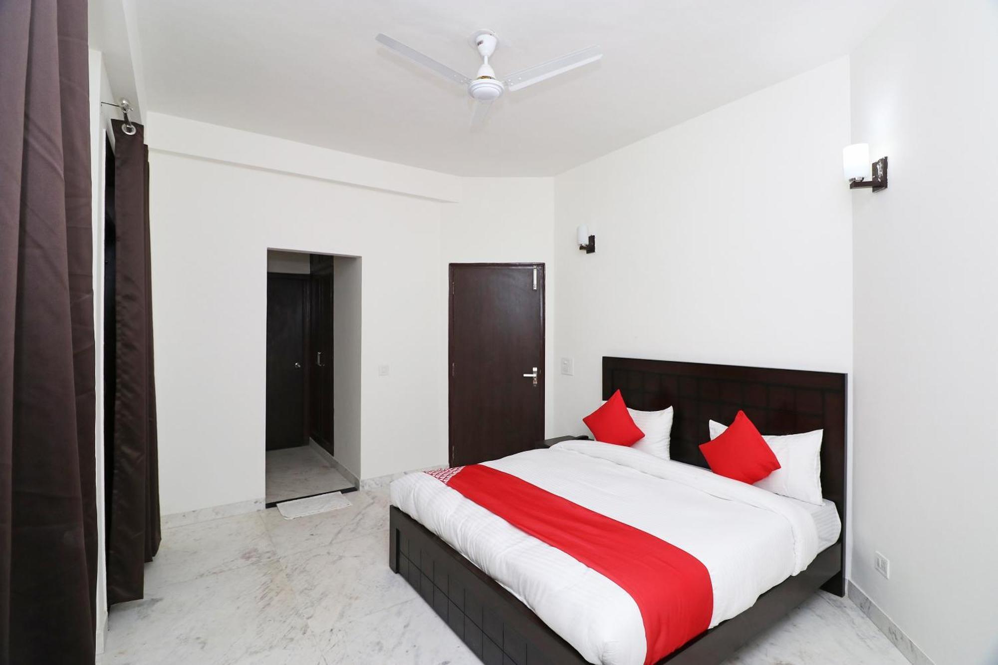 O The Primero Near Leisure Valley Park Hotel Gurgaon