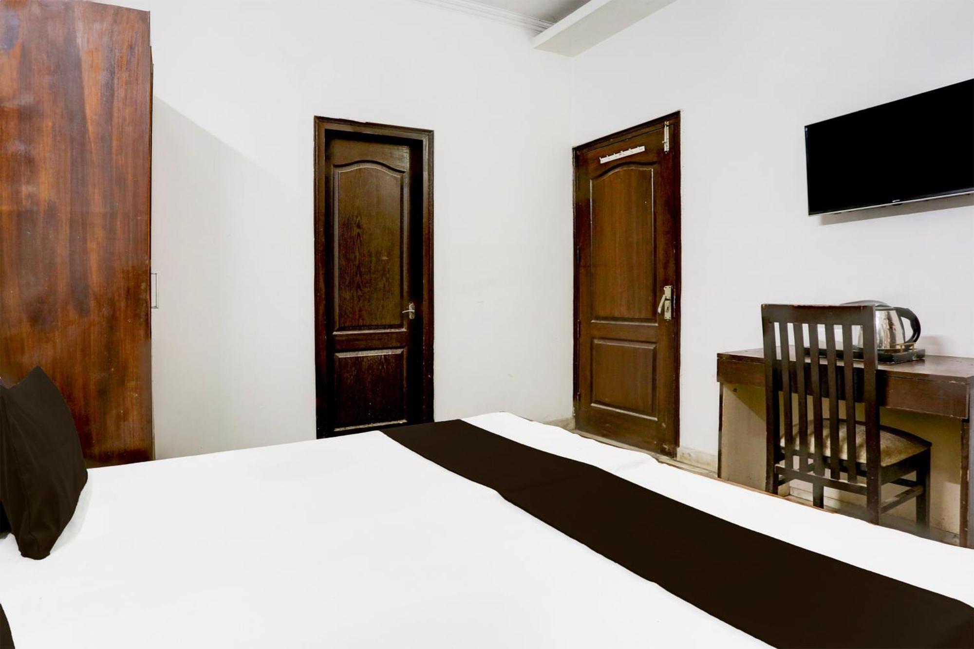 Hotel O Deffodils *