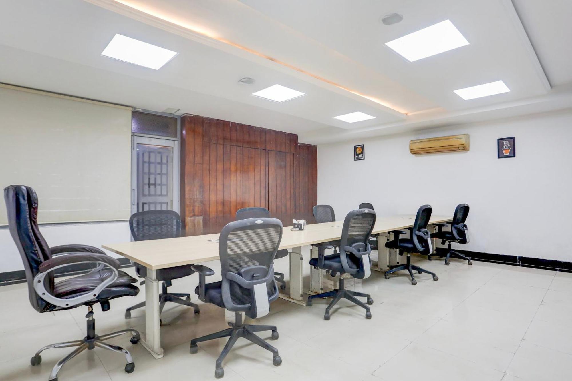 Townhouse Sushant Lok Phase 1 Formerly Hotel Neven Hotel 3*