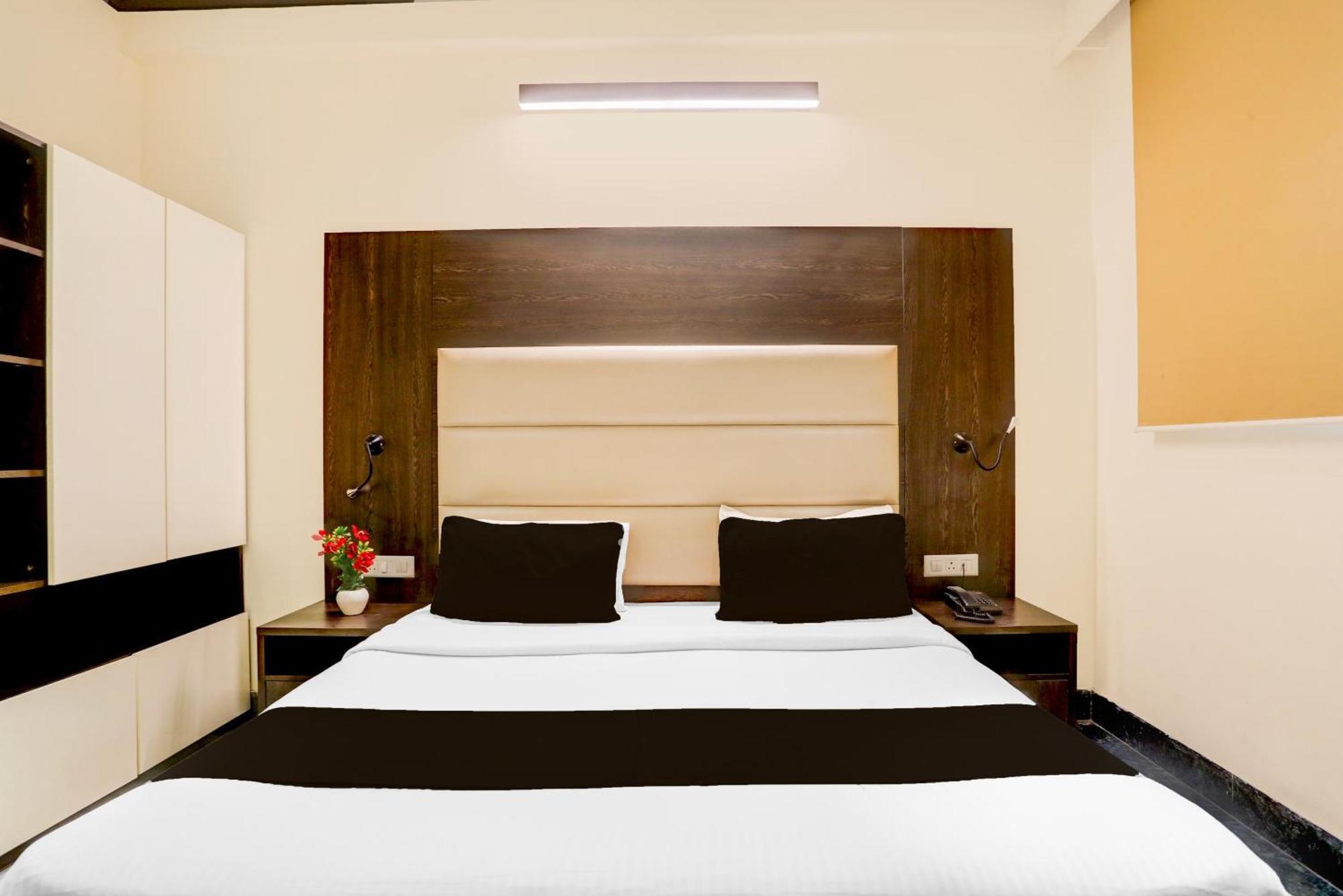 Townhouse Sushant Lok Phase 1 Formerly Hotel Neven 3*