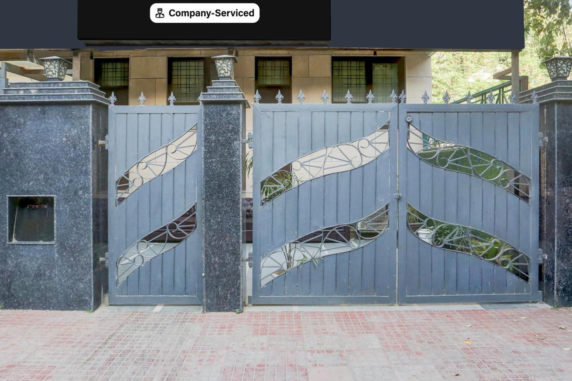 Townhouse Sushant Lok Phase 1 Formerly Hotel Neven 3*