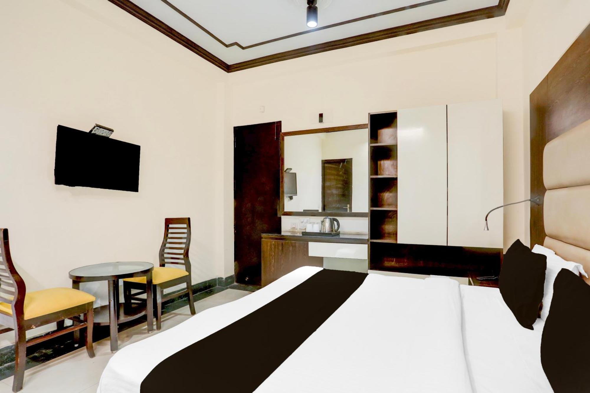 Hotel Townhouse Sushant Lok Phase 1 Formerly Hotel Neven 3*