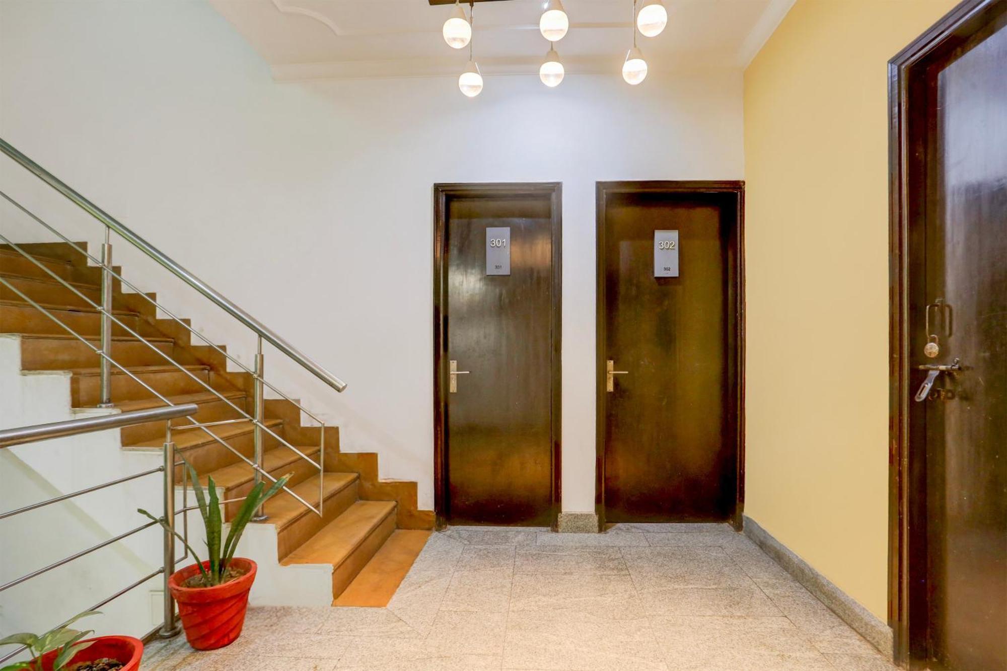 Townhouse Sushant Lok Phase 1 Formerly Hotel Neven