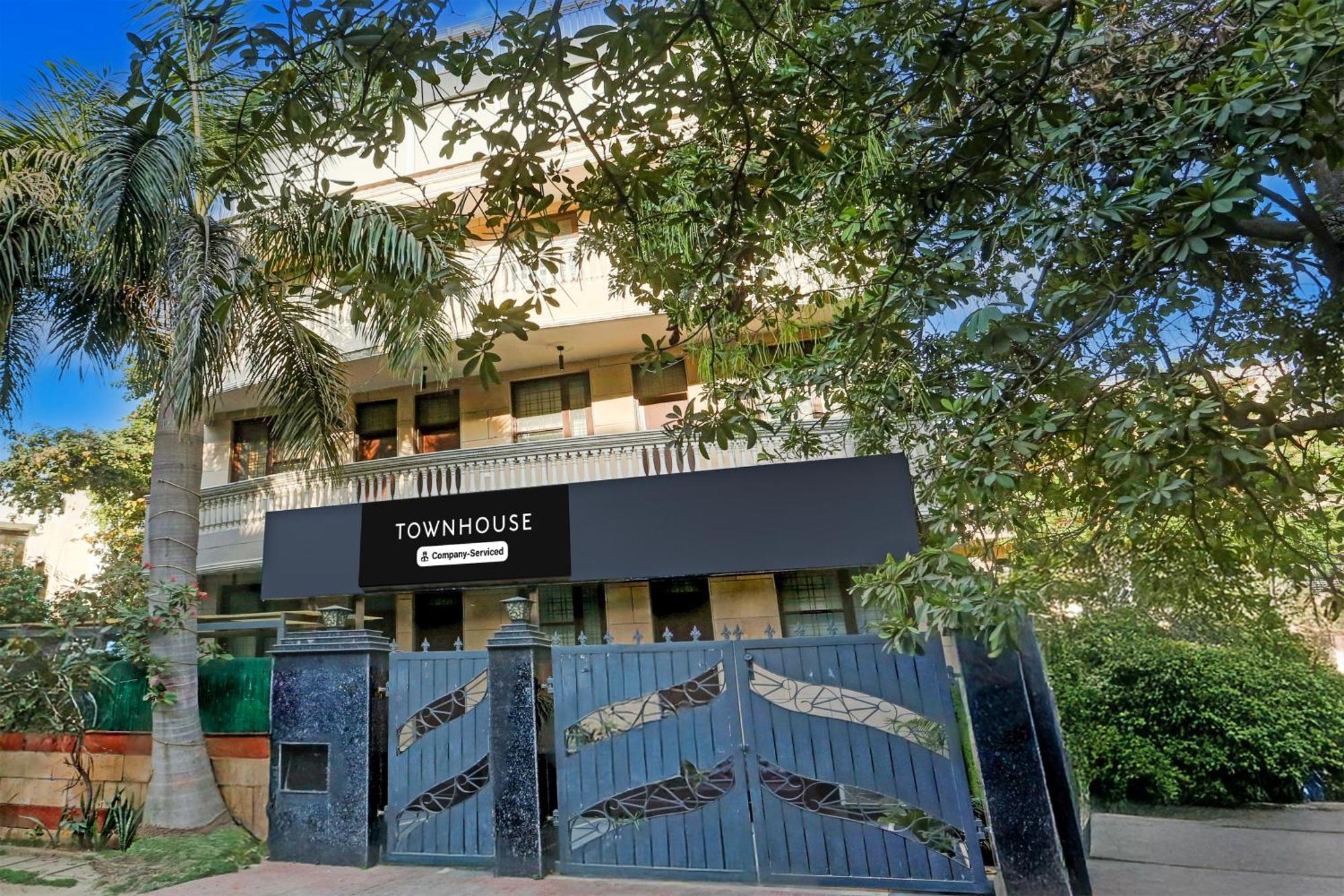 Townhouse Sushant Lok Phase 1 Formerly Hotel Neven Hotel 3*