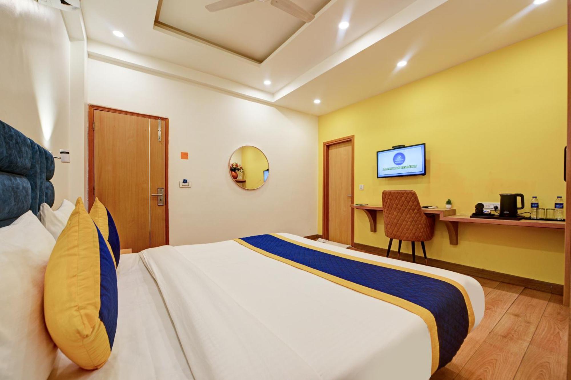 Aamantran Residency Hotel, Sohna Road, Sector 49, Gurugram 3* Gurgaon