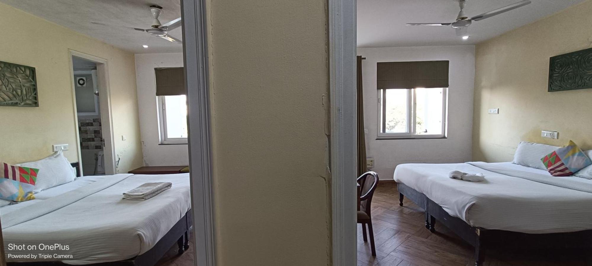 Nuab House - Near Fortis, Max, Medanta, Paras Hospitals And Huda Metro *