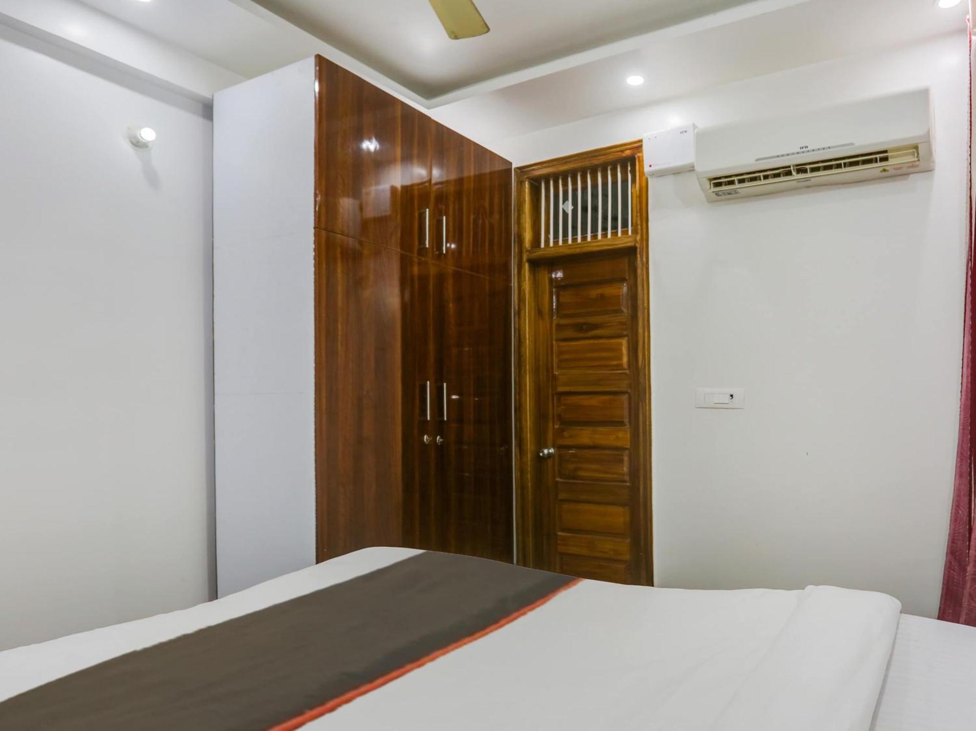 Collection O Sagar 3* Gurgaon