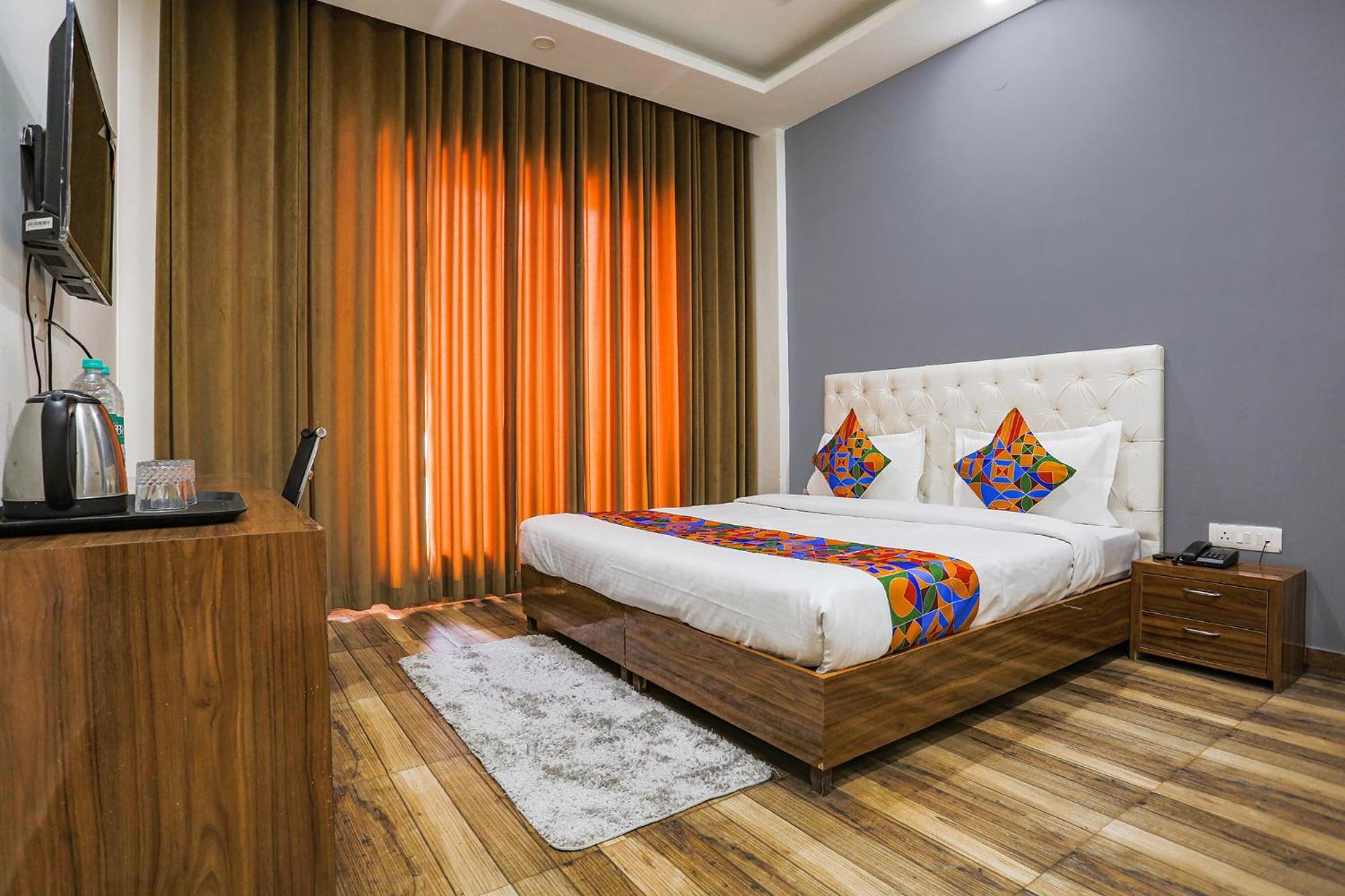 Fabhotel Sky Rise Gurgaon