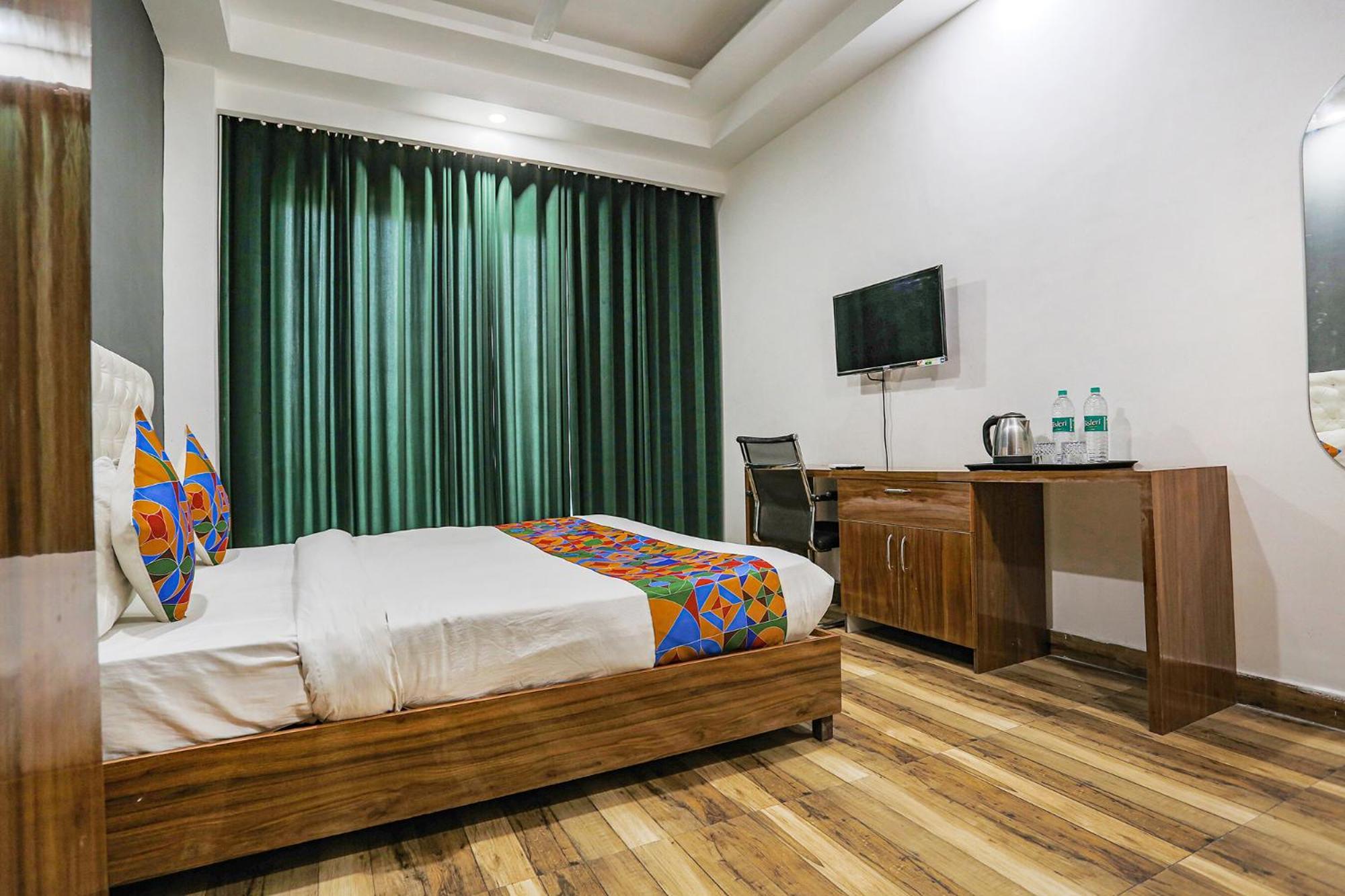 Fabhotel Sky Rise Hotel 3*
