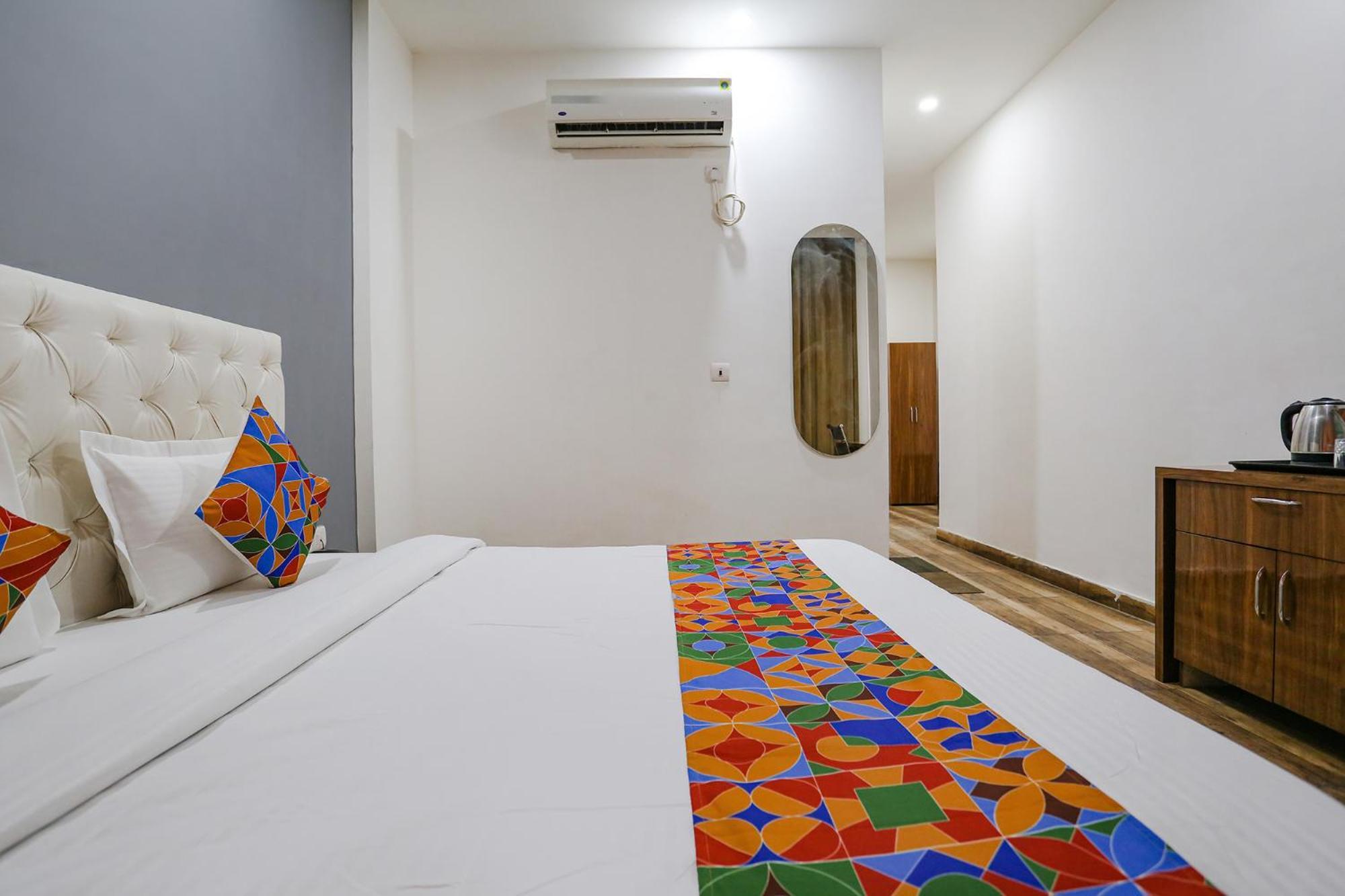 Fabhotel Sky Rise Hotel Gurgaon