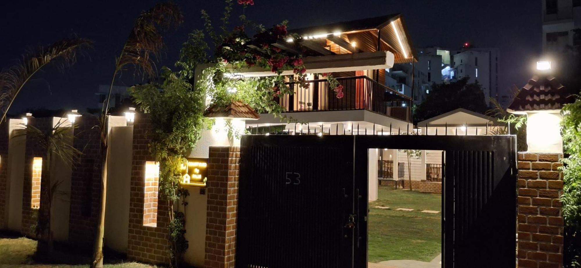 Courtyard By Palm -3bkh Mini Holiday home Gurgaon