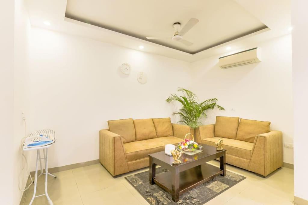 Parfait Street Retreat 2bhk Paras Fortis Balcony Gurgaon