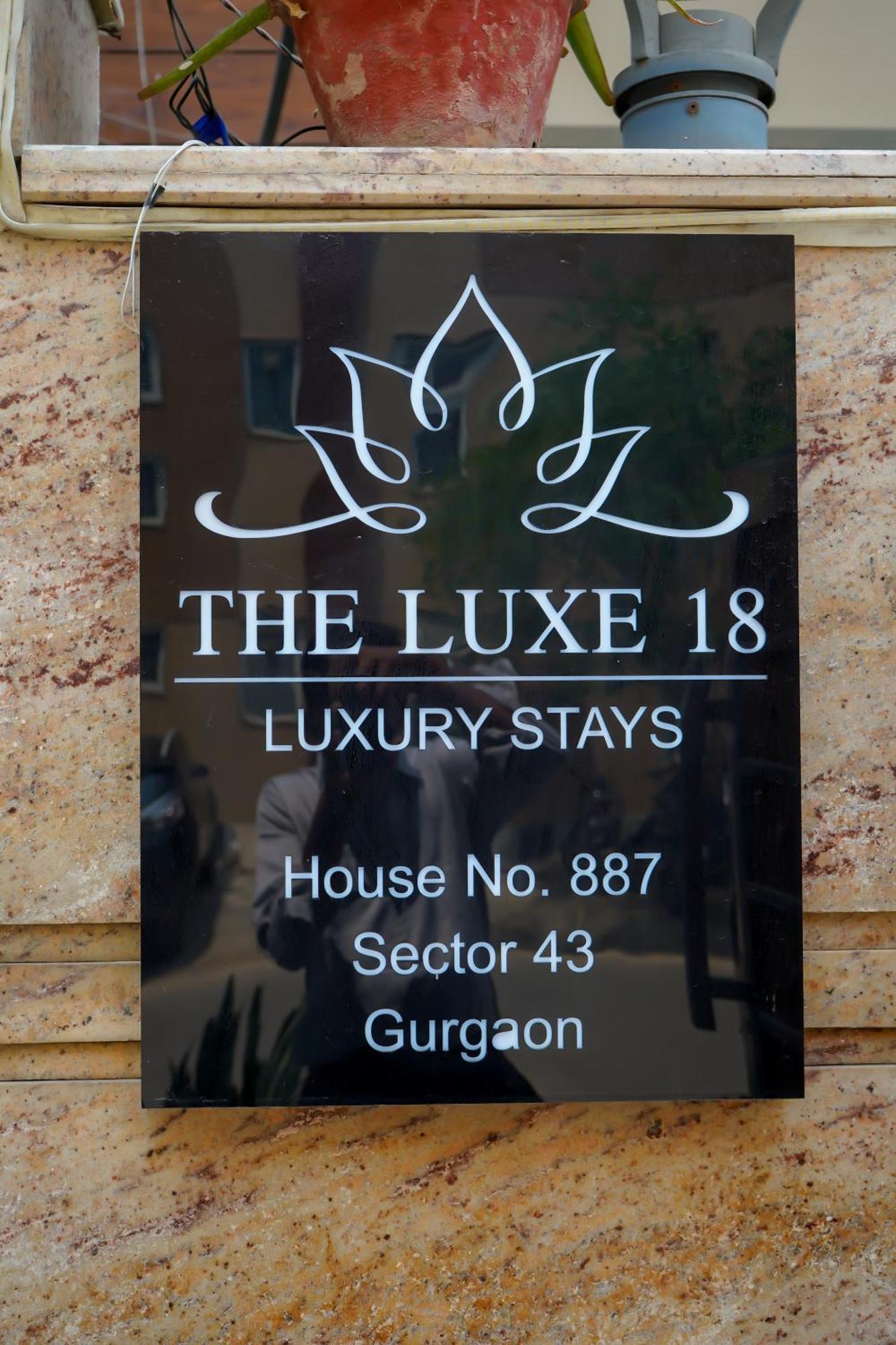 The Luxe 18 - Golf Course Road 3*