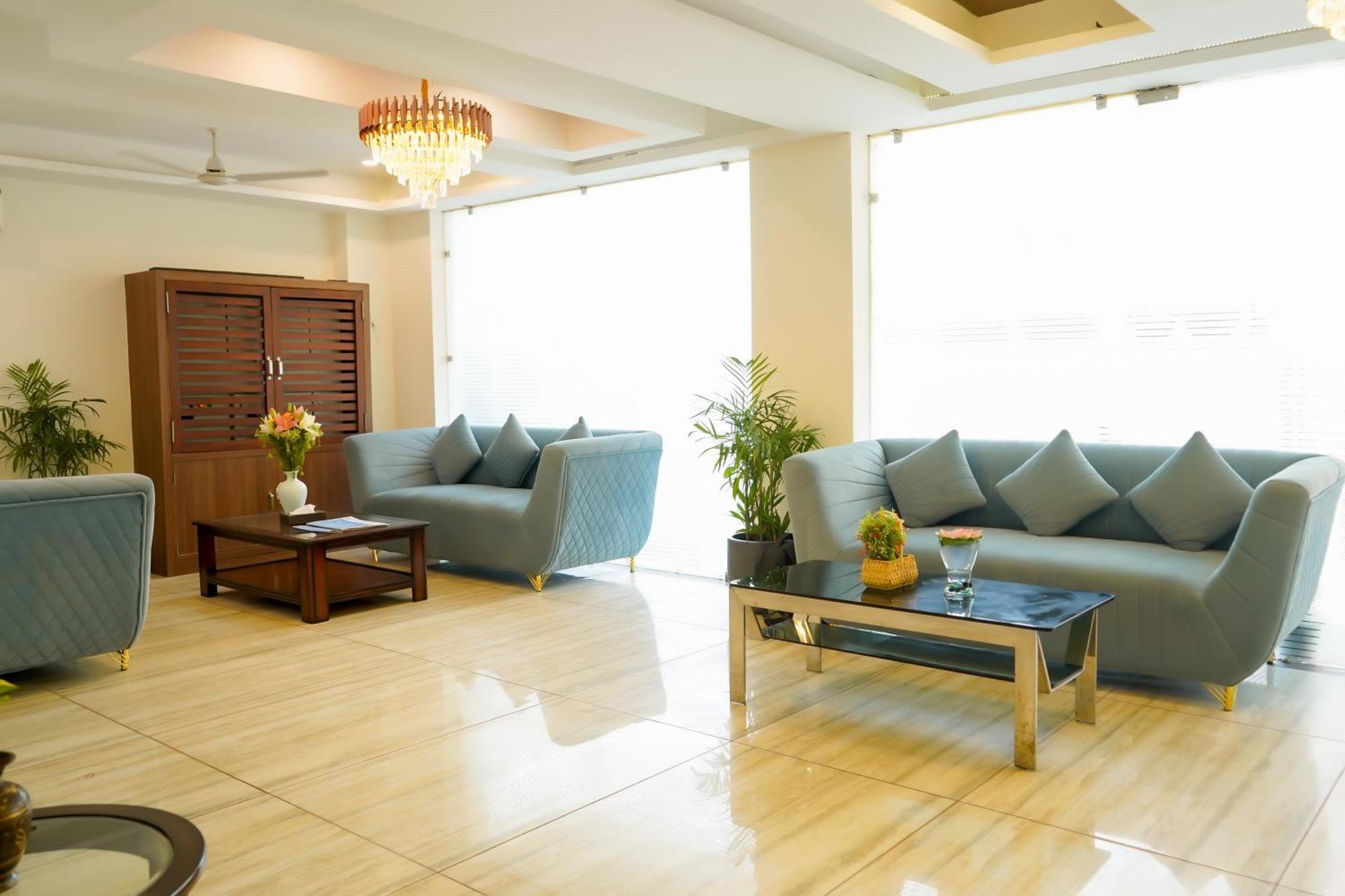 The Luxe 18 - Golf Course Road Hotel Gurgaon