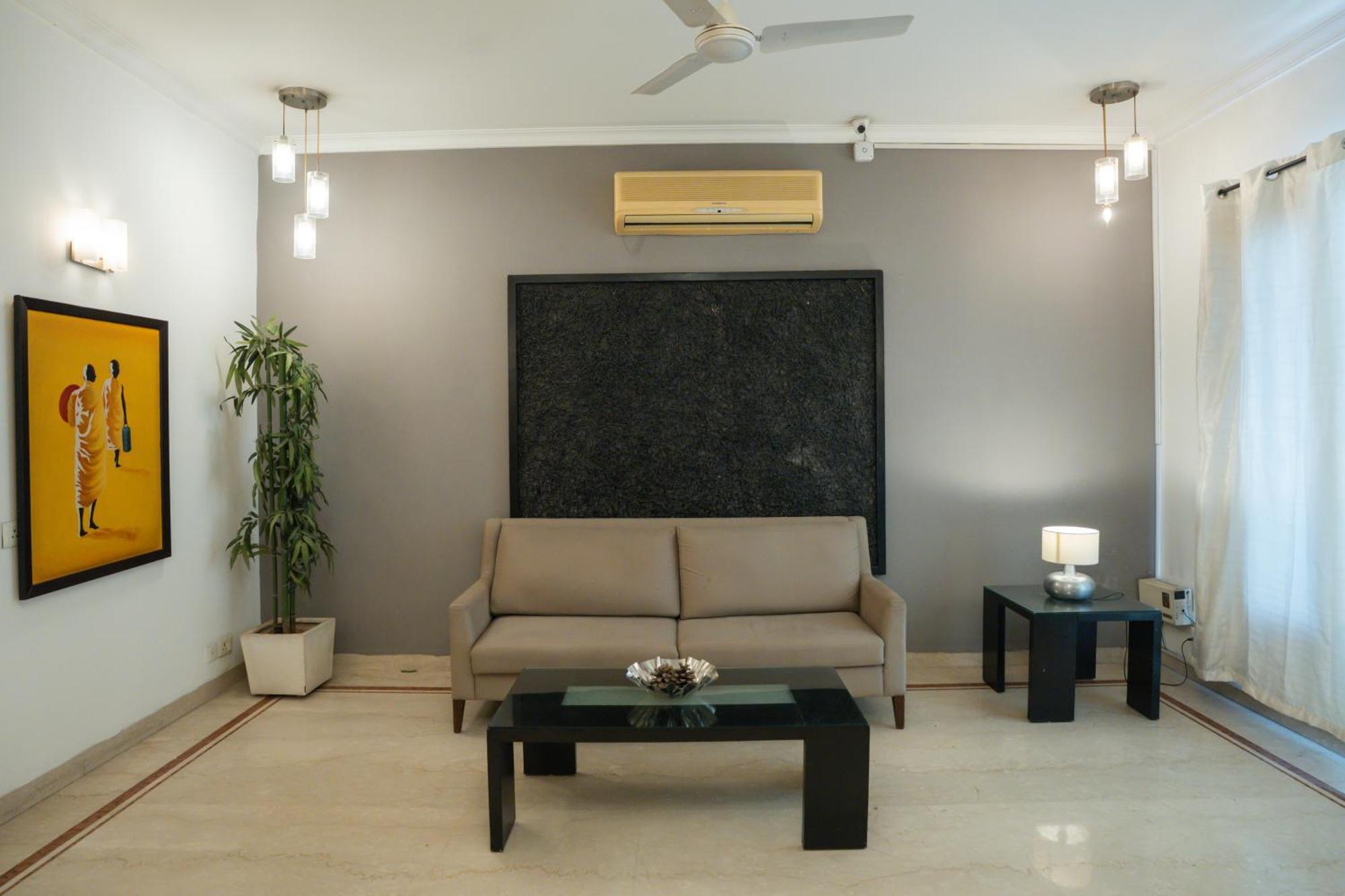 Ahuja Residency Cyber City I 3* Gurgaon
