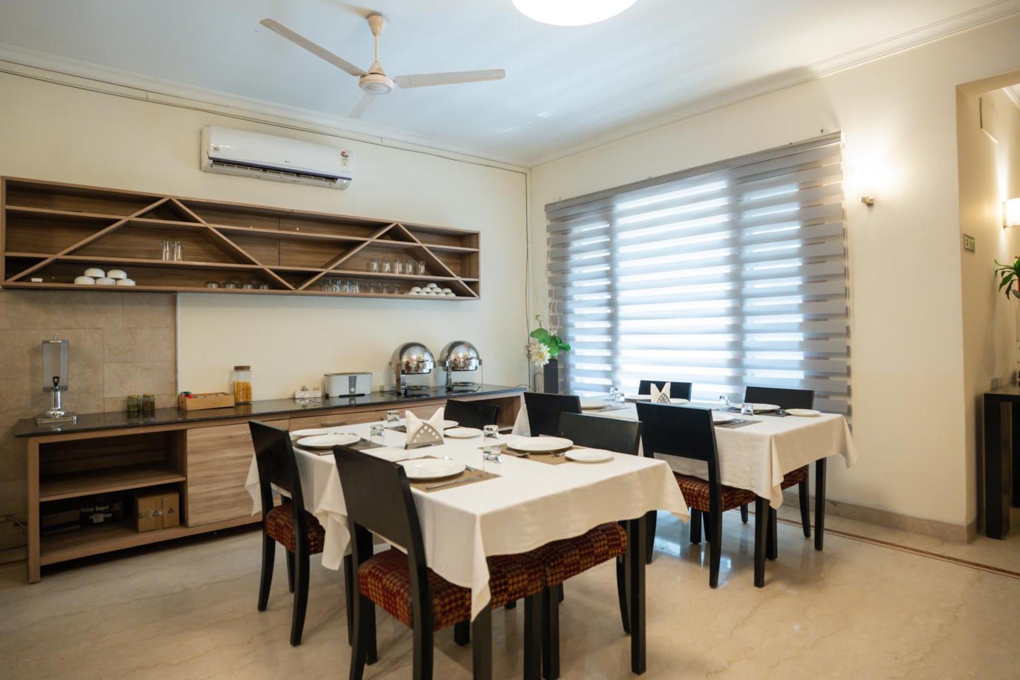 Ahuja Residency Cyber City I Gurgaon