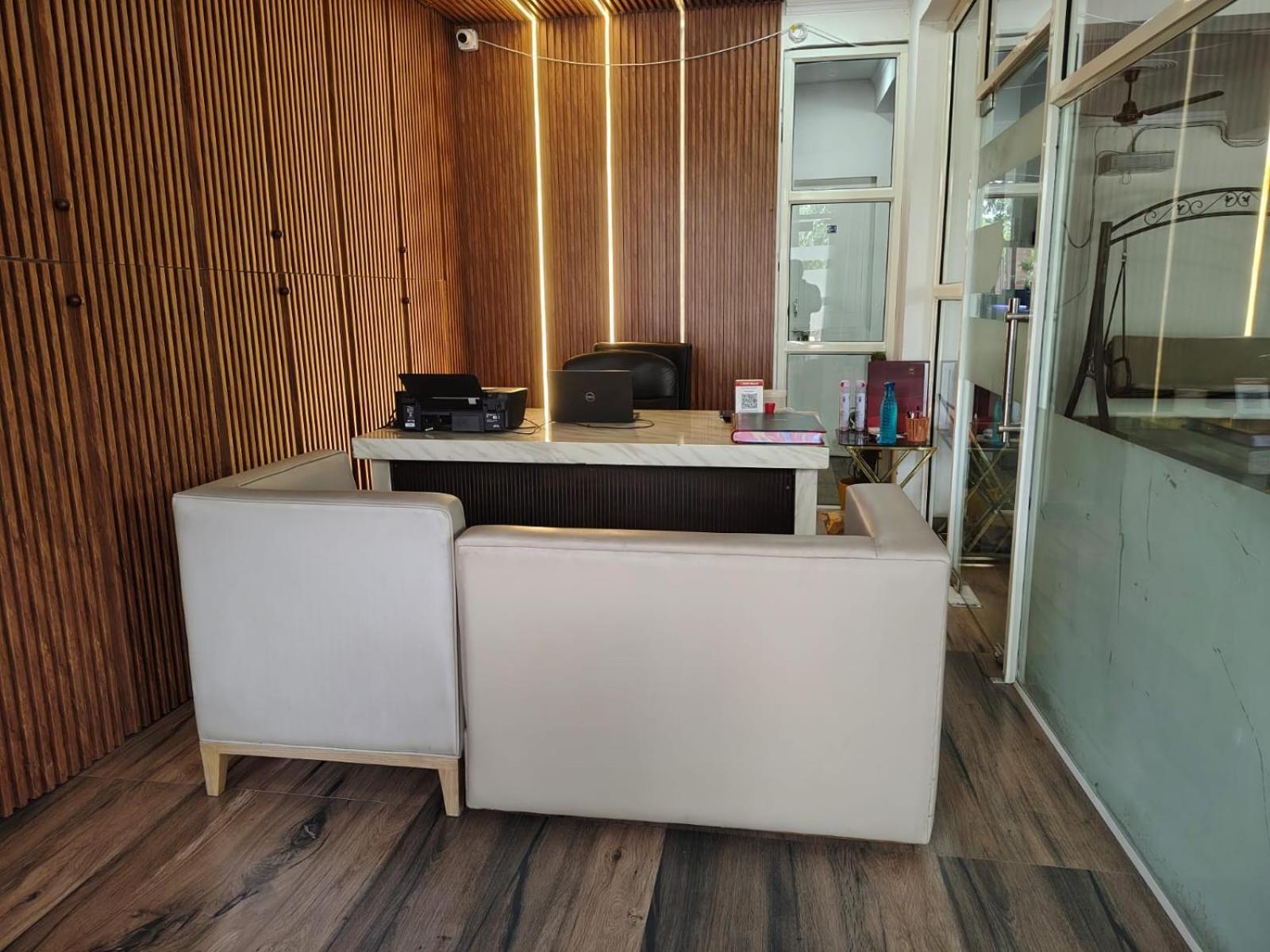 Luvi Casa 2* Gurgaon
