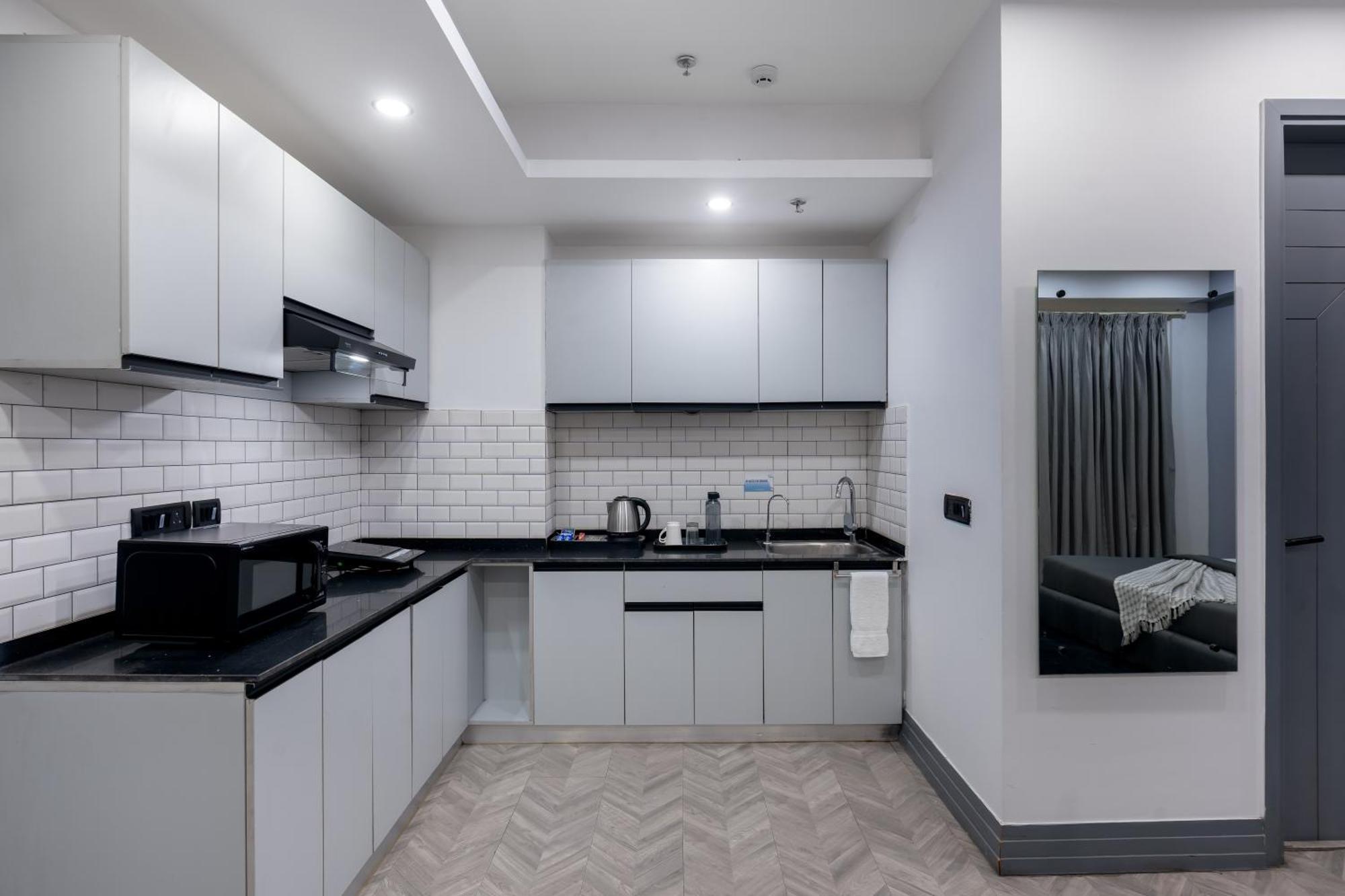 Bedchambers Serviced - Cyber Apartment