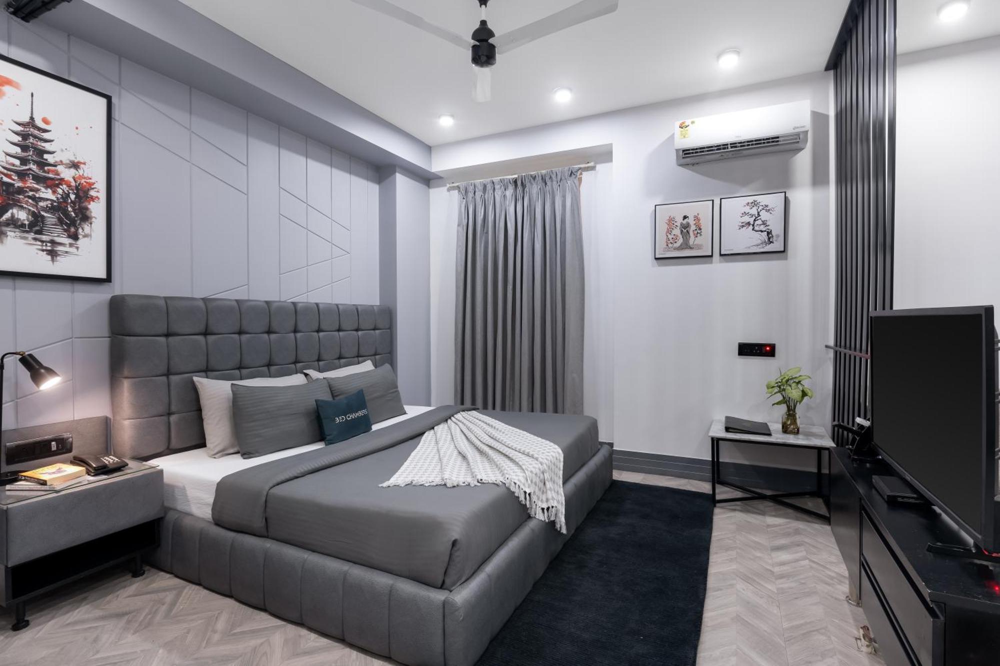 Apartment Bedchambers Serviced - Cyber *