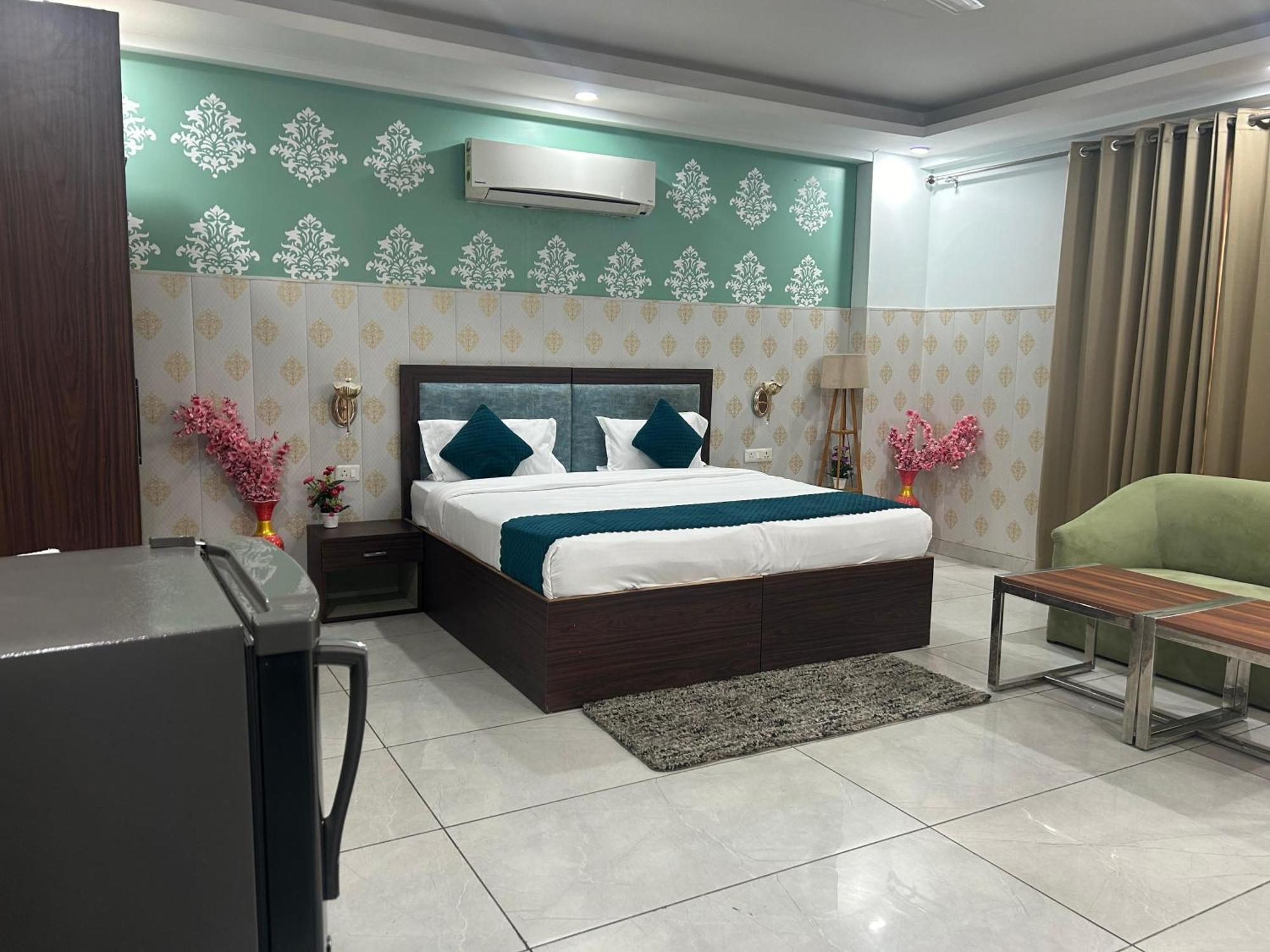 Tanvi Premium Residency-close To Artemis, Medanta & Fortis Gurgaon