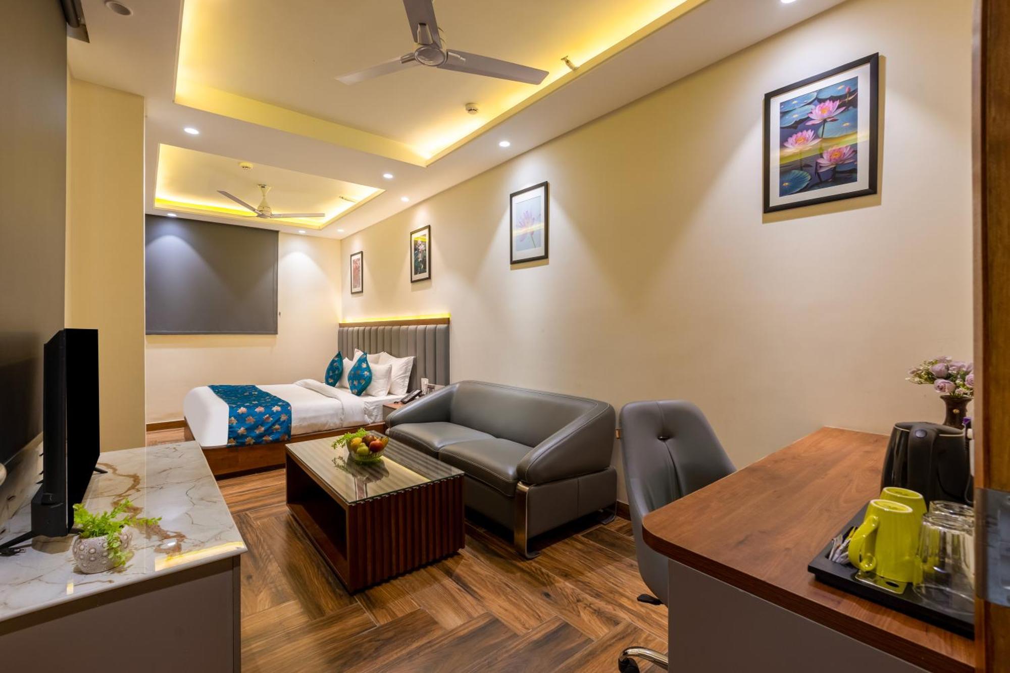 Country Gurugram Hotel Gurgaon