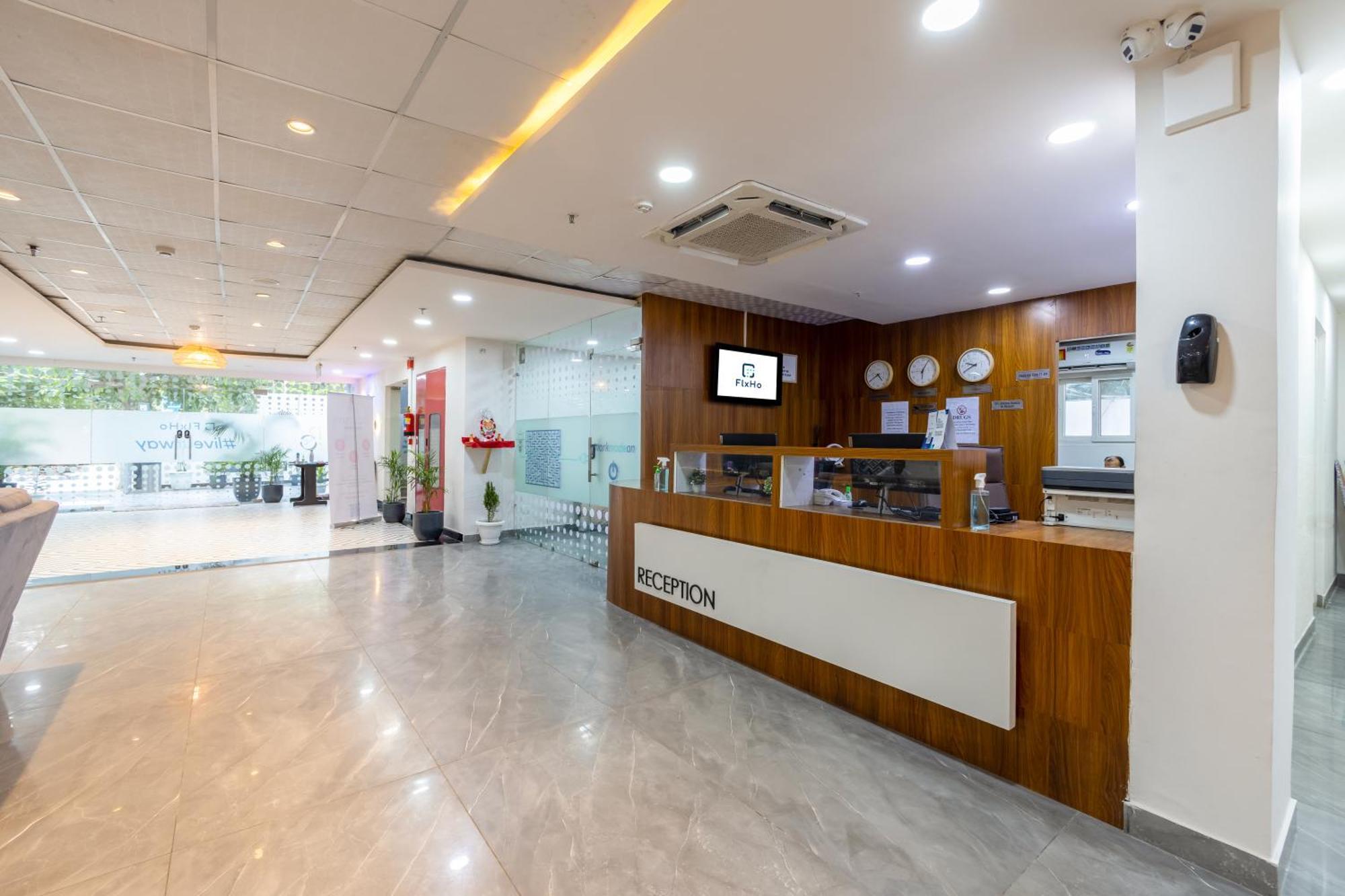 Hotel Flxho Cyber One - And Banquet- Dlf Cyber