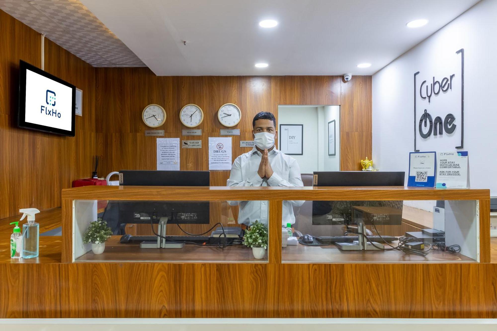 Flxho Cyber One - And Banquet- Dlf Cyber 3* Gurgaon
