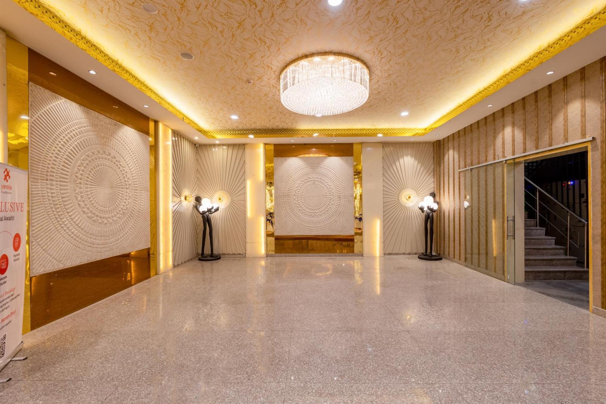 Flxho Cyber One - And Banquet- Dlf Cyber Hotel Gurgaon
