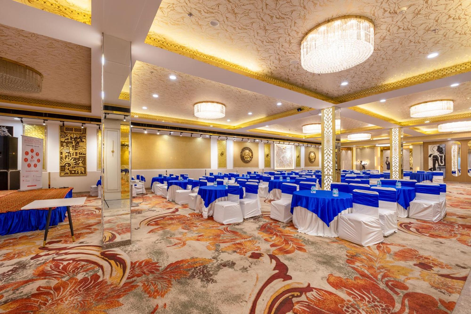 Flxho Cyber One - And Banquet- Dlf Cyber Hotel Gurgaon