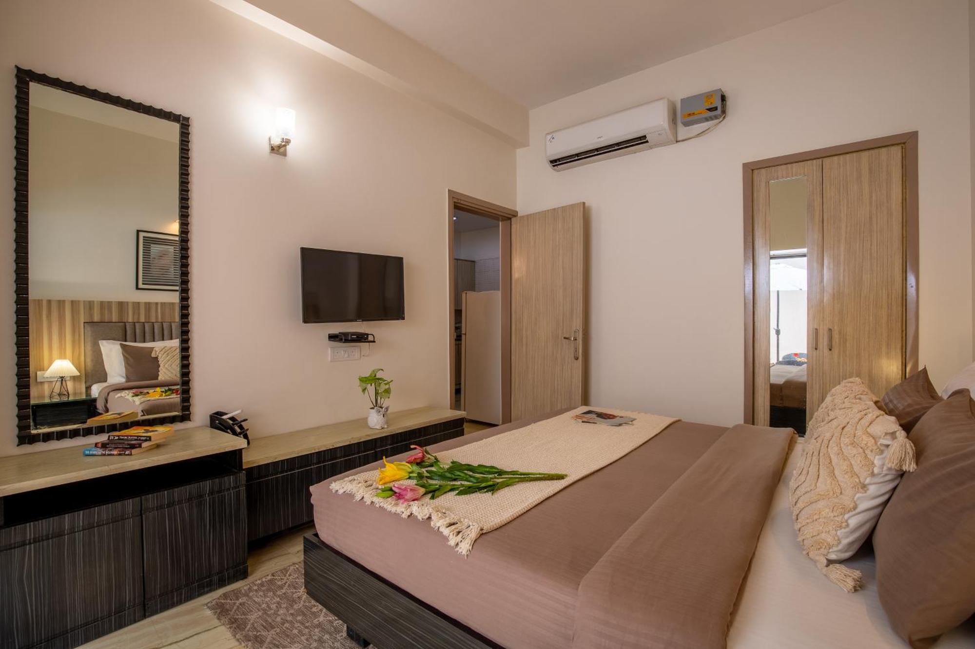 Bedchambers Serviced Apartments, Cyberpark Apartment Gurgaon