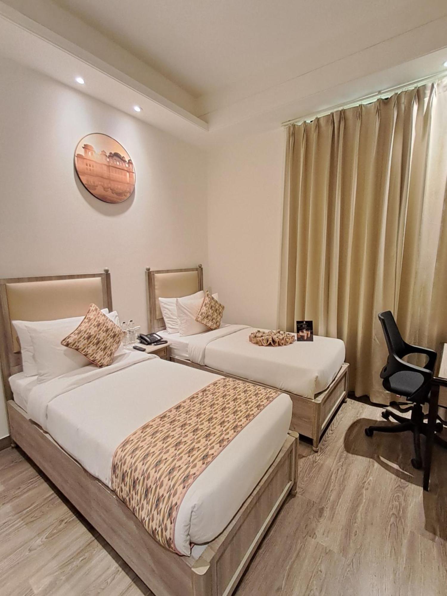 Rhythm Gurugram & Suites, Sohna Road Hotel