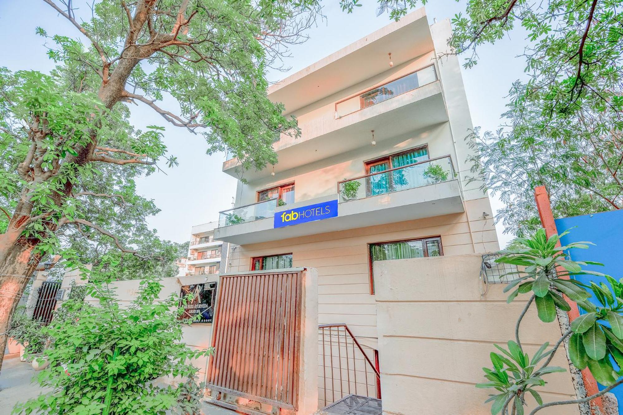 Fabhotel Am Bliss Guest house Gurgaon