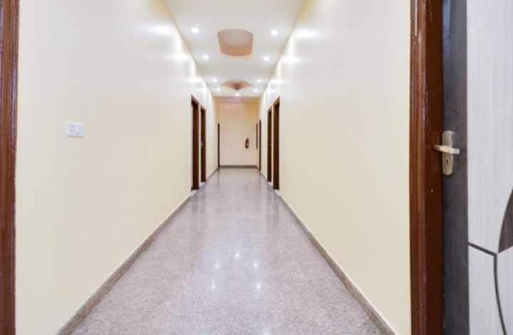 Hotel O Jas Near Star Mall Gurgaon