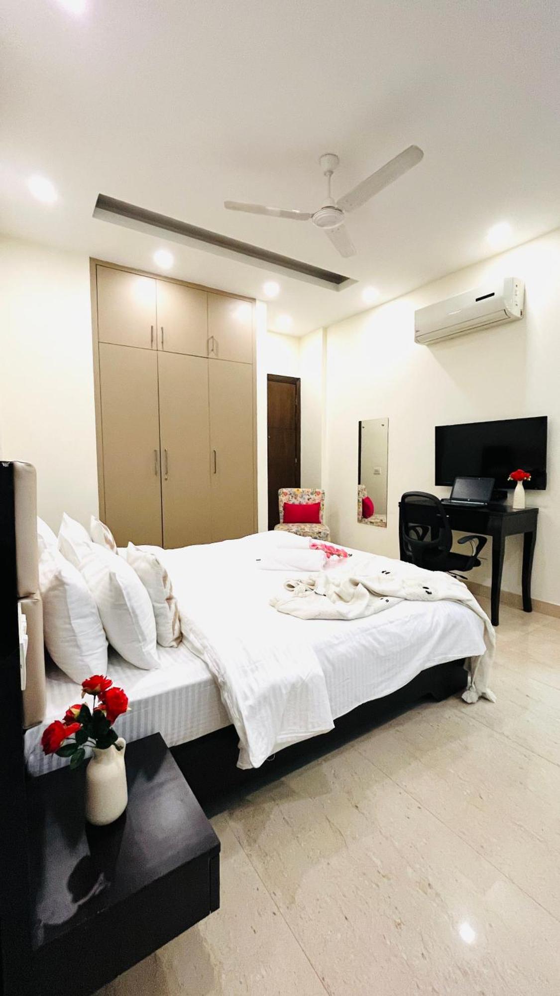 Olive Service Apartments - Dlf Cyber City Apartment