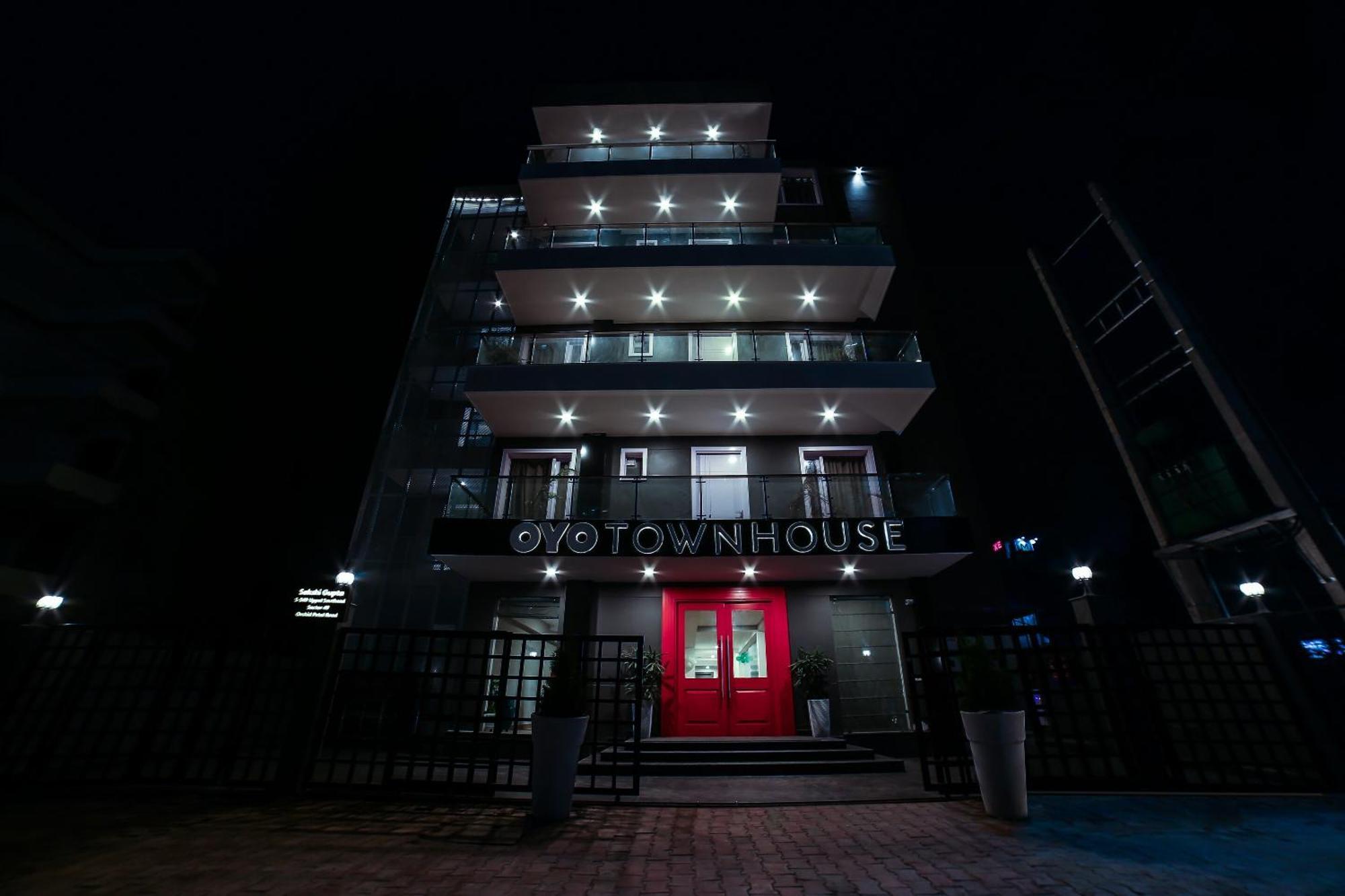 Townhouse Sohna Road 2 4*