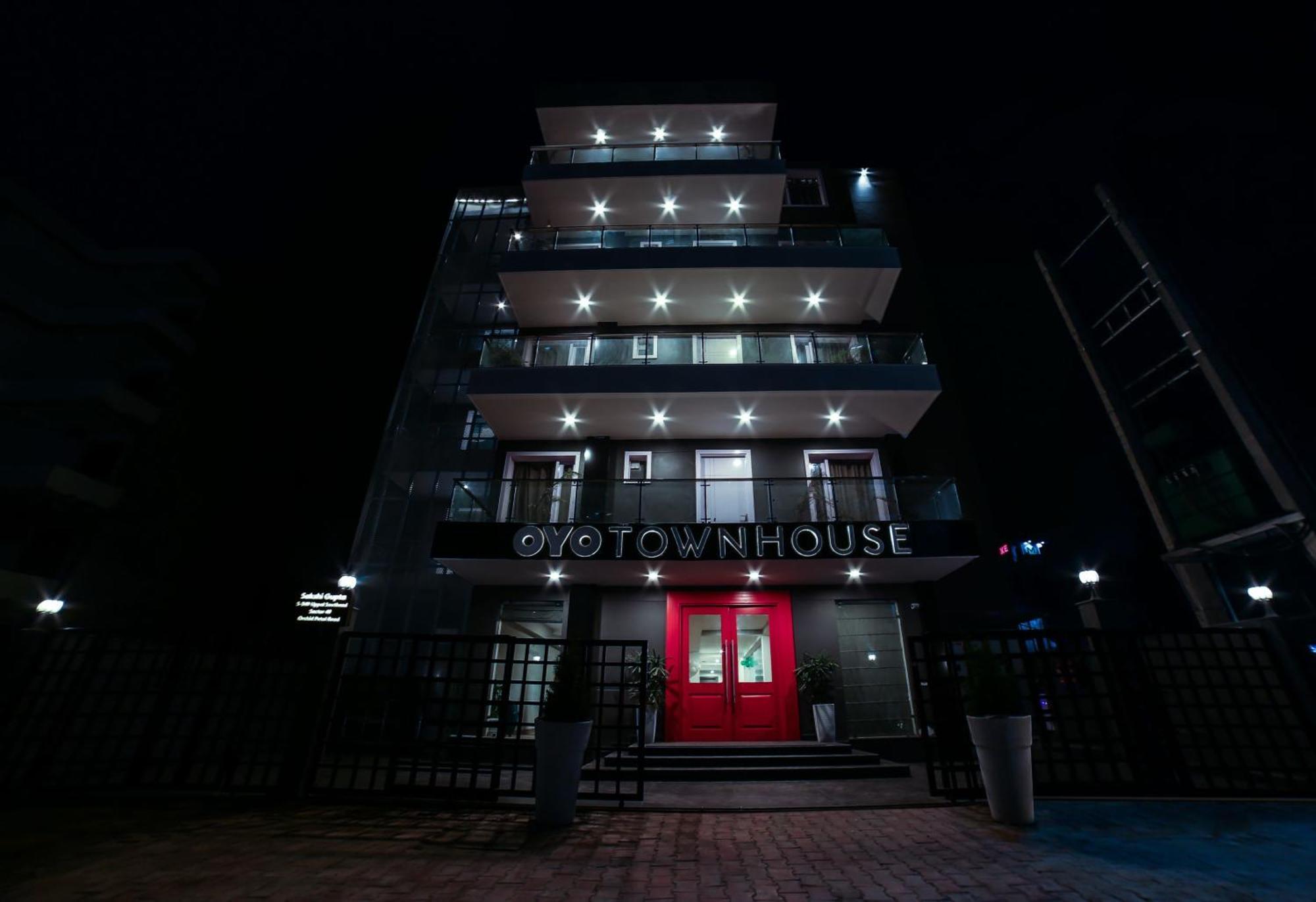 Townhouse Sohna Road 2 4*