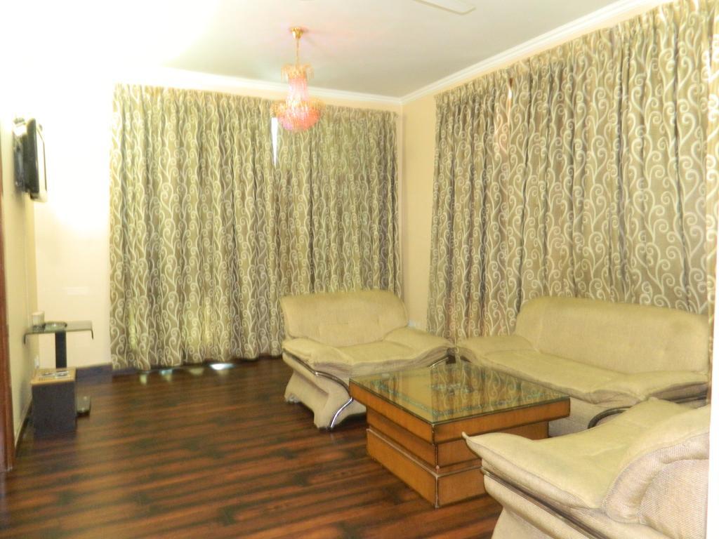 Jmd Residency Hotel