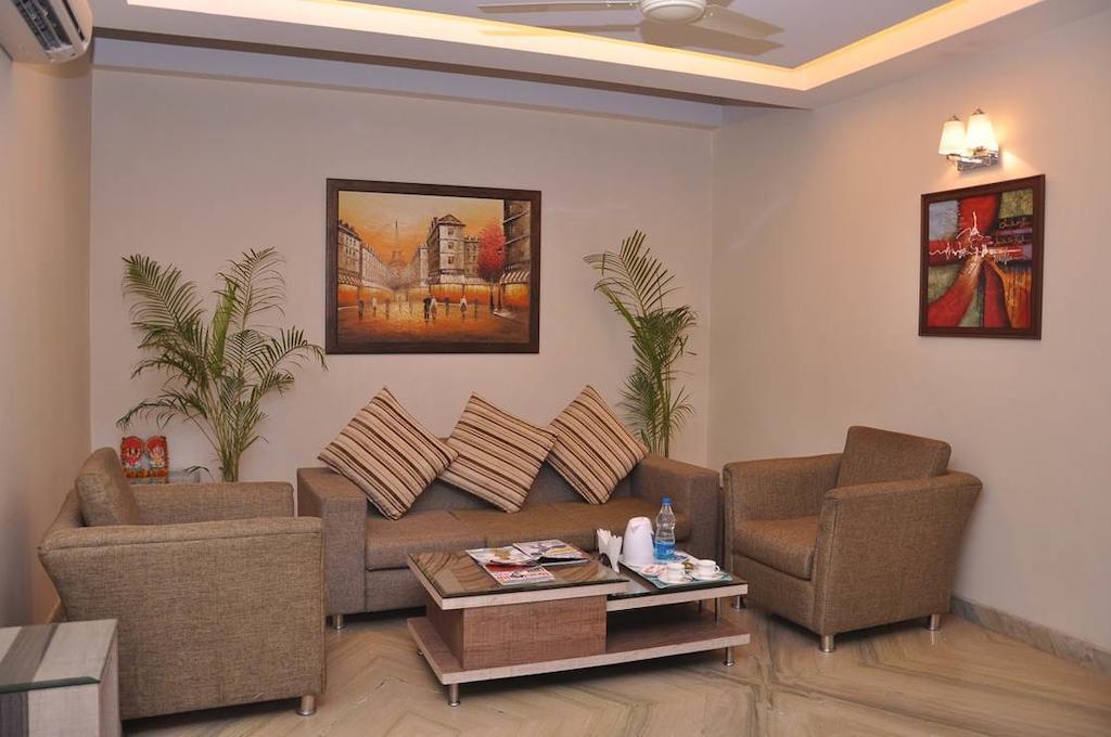 Bed & Breakfast The Executive Gurgaon