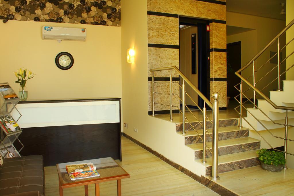 Perch Arbor-golf Course Road 3*