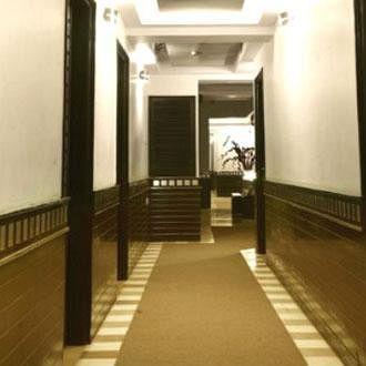 Hotel Bizzotel Gurgaon