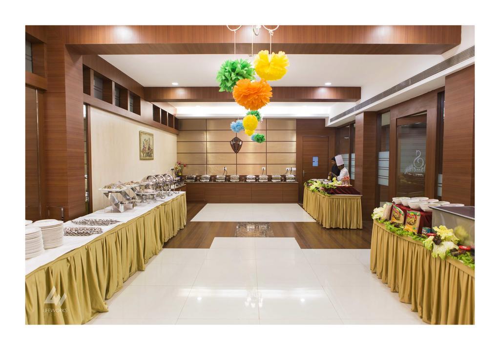 Sona South City Hotel Gurgaon