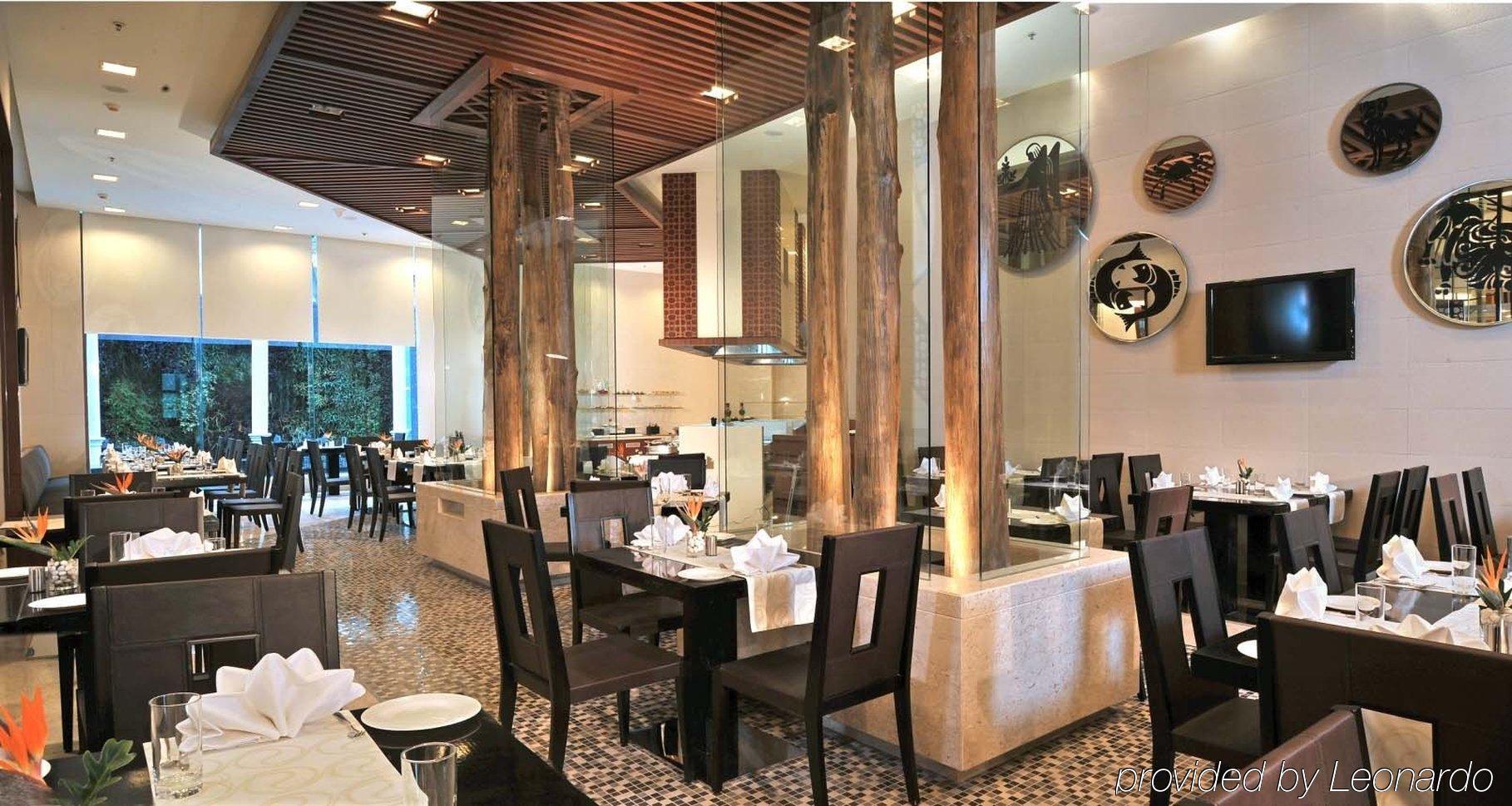 Radisson Gurugram Sohna Road Center 5*